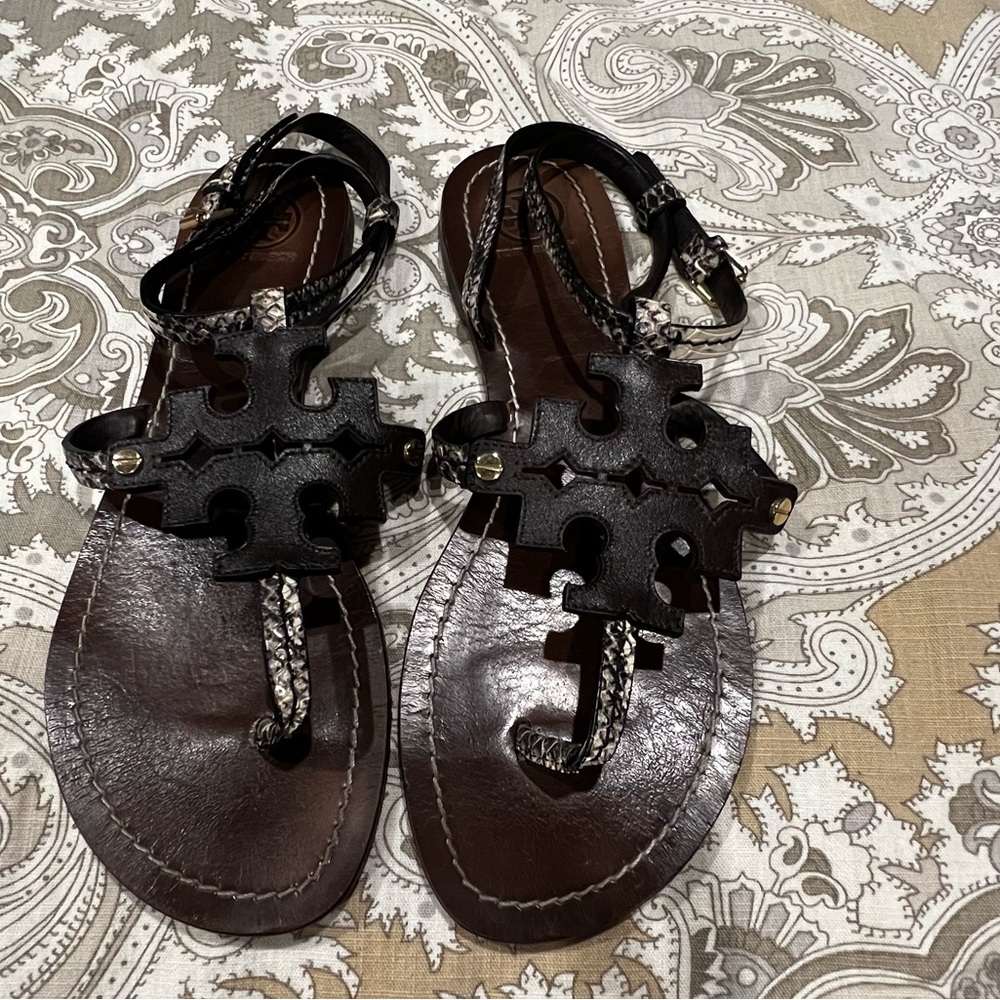 GUC Women’s Tory Burch Sandals, Brown Leather and Snakeskin Print, Size 8.5